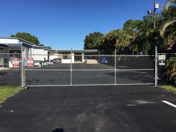 3131 E Riverside Dr, Fort Myers, FL 33916